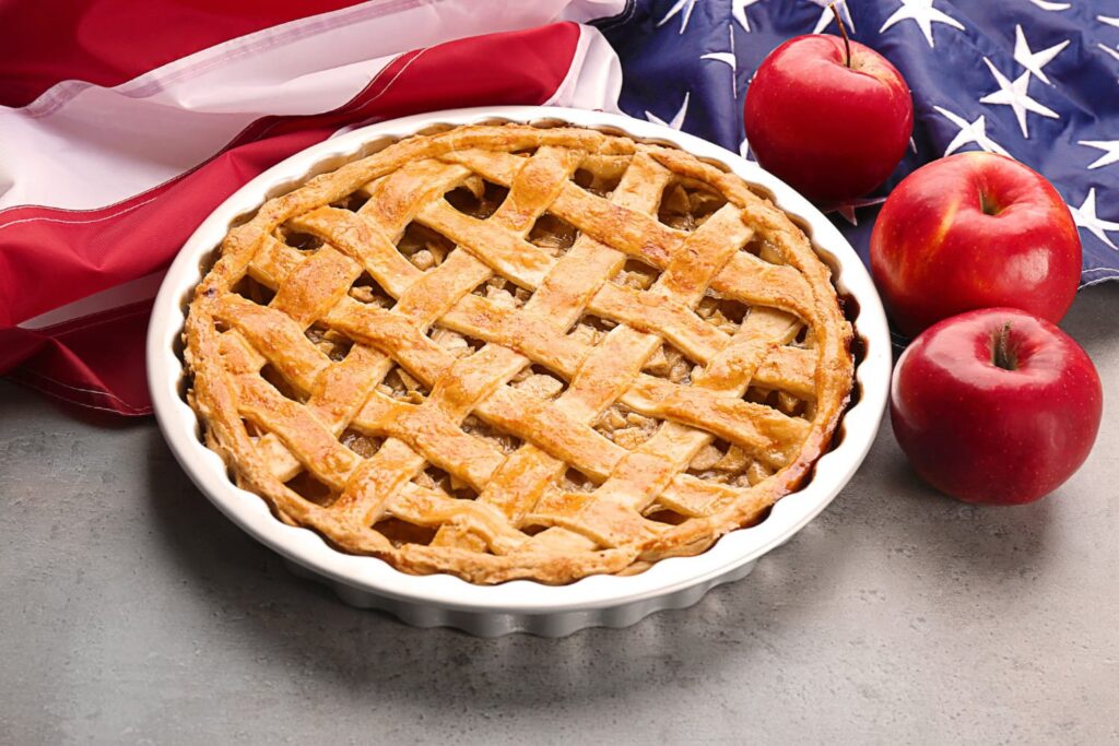 What are the most famous American desserts? One of them is American apple pie