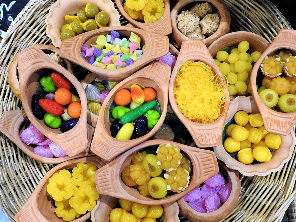 What Are the Most Famous Thai Desserts