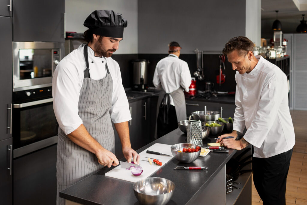 how does cloud kitchen work