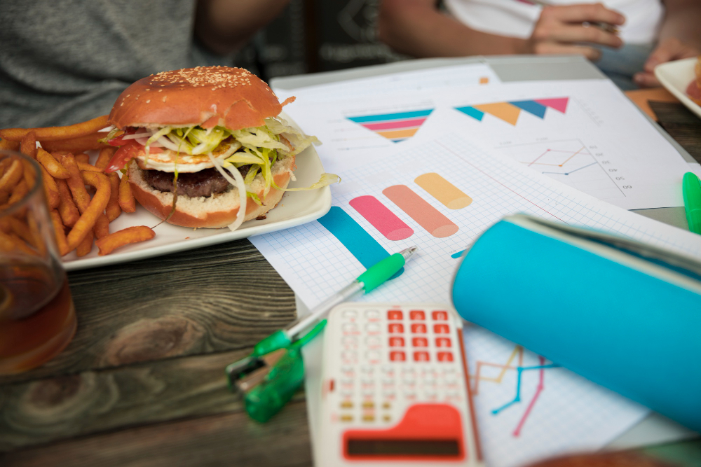 average food cost percentage for restaurants